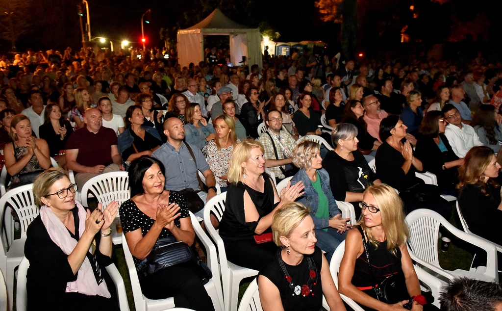 Image 5456906 (auto)