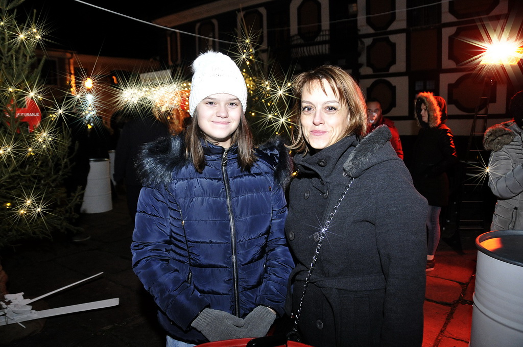 Irma Dragičević na Stančićevom trgu, Advent u Varaždinu 2018. Irma Dragičević na Stančićevom trgu, Advent u Varaždinu 2018.