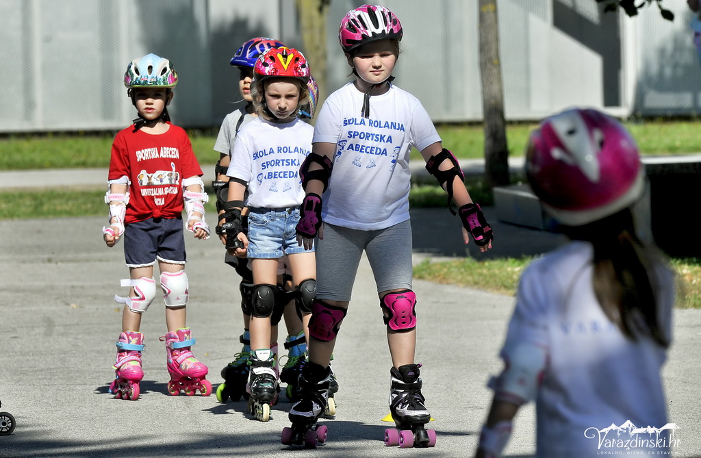 ŠKOLA ROLANJA Oko 130 djece naučilo rolati, s njima po prvi puta i roditelji