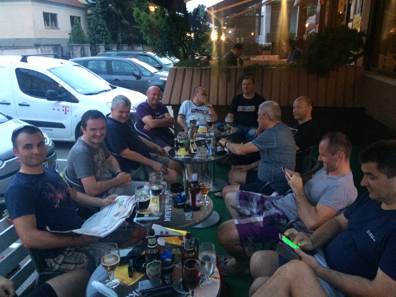 Crni i Bijeli – mali nogomet