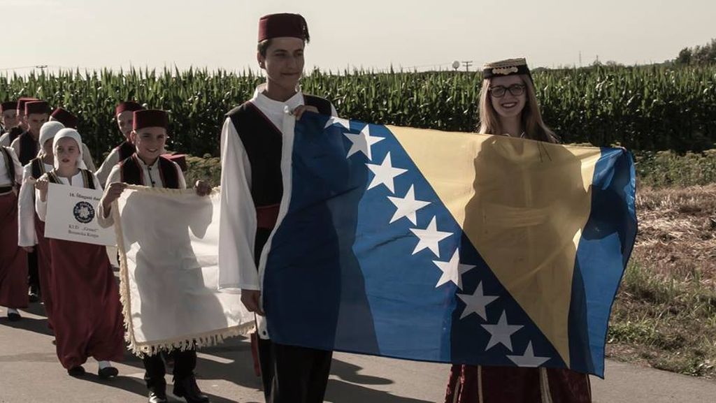 1102745510204637906649387584471