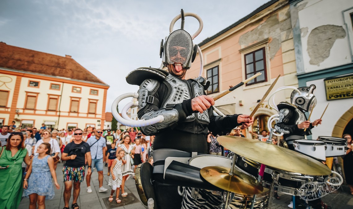 Image 5811891 (auto)