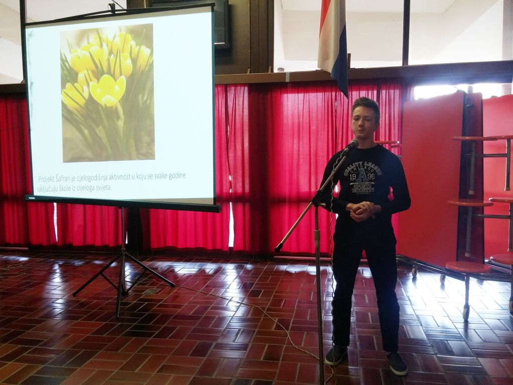 20180126105724873067