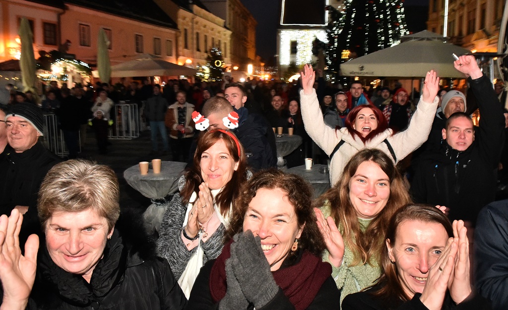 Image 5556993 (auto)