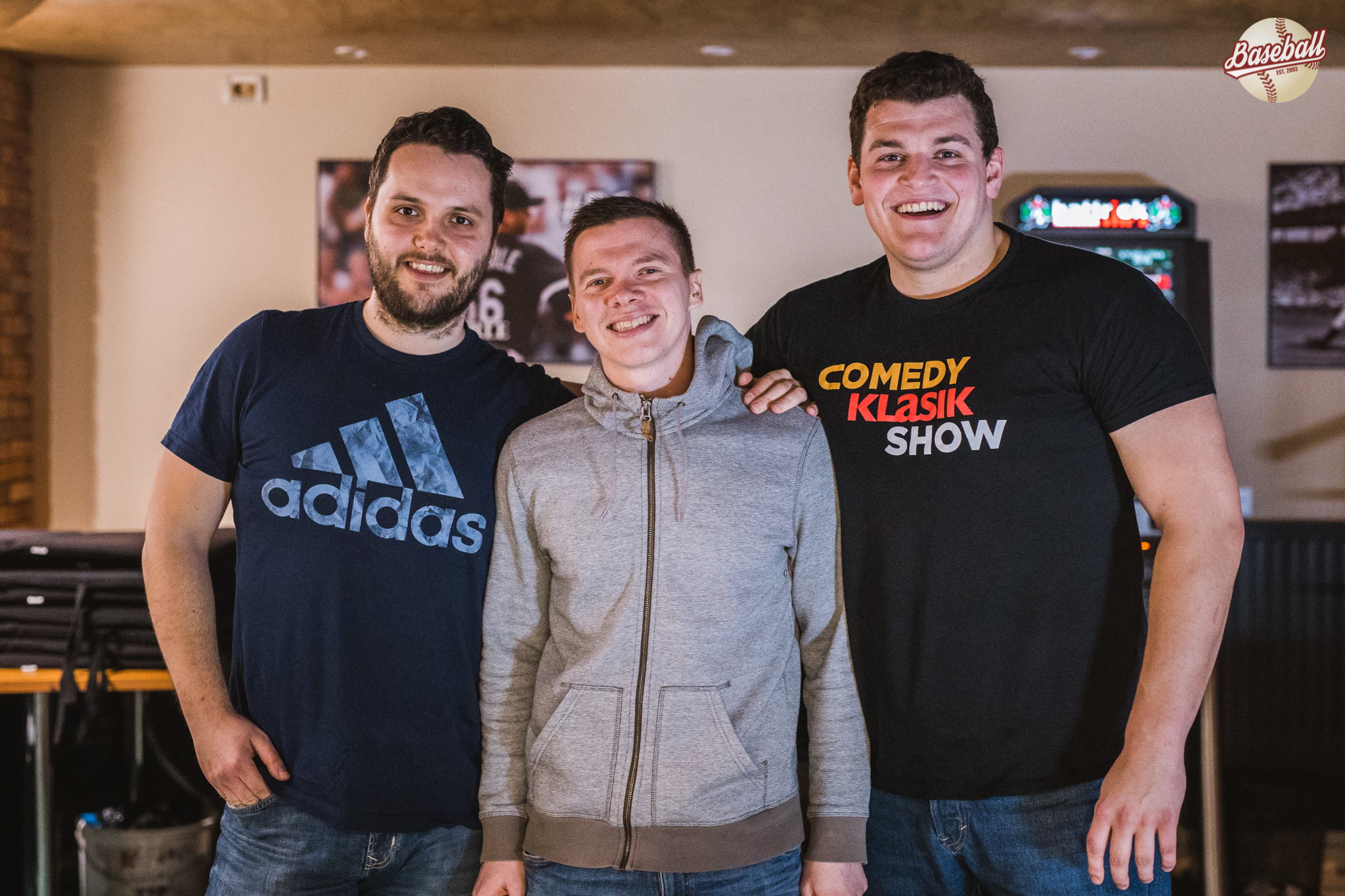 Studio smijeha u Baseball baru Studio smijeha u Baseball baru