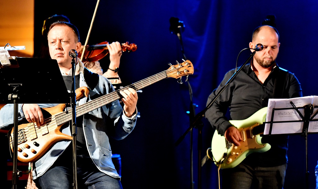 Image 5863373 (auto)