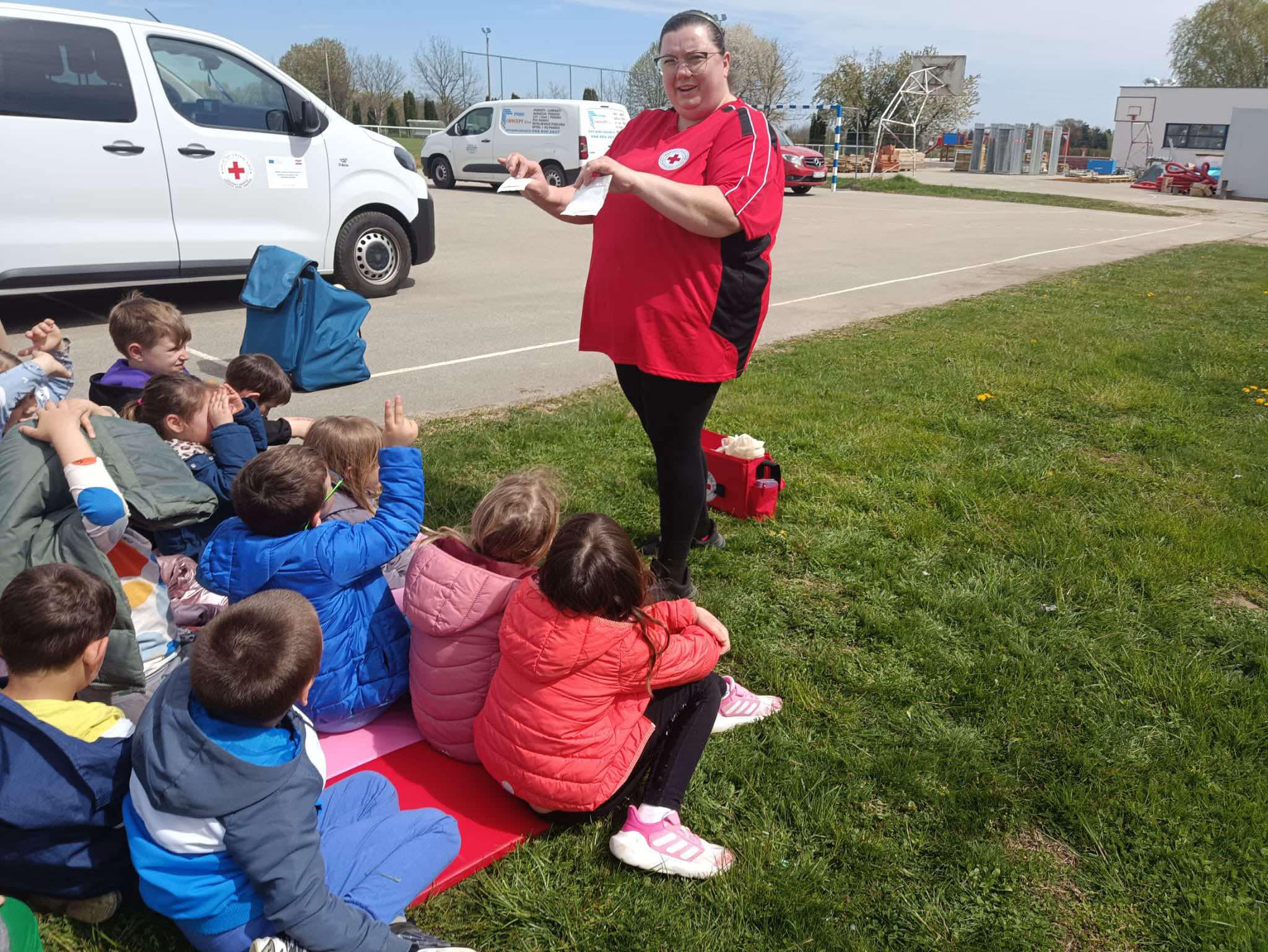 d7d8f652-d548-477d-a988-9598427fd18b d7d8f652-d548-477d-a988-9598427fd18b