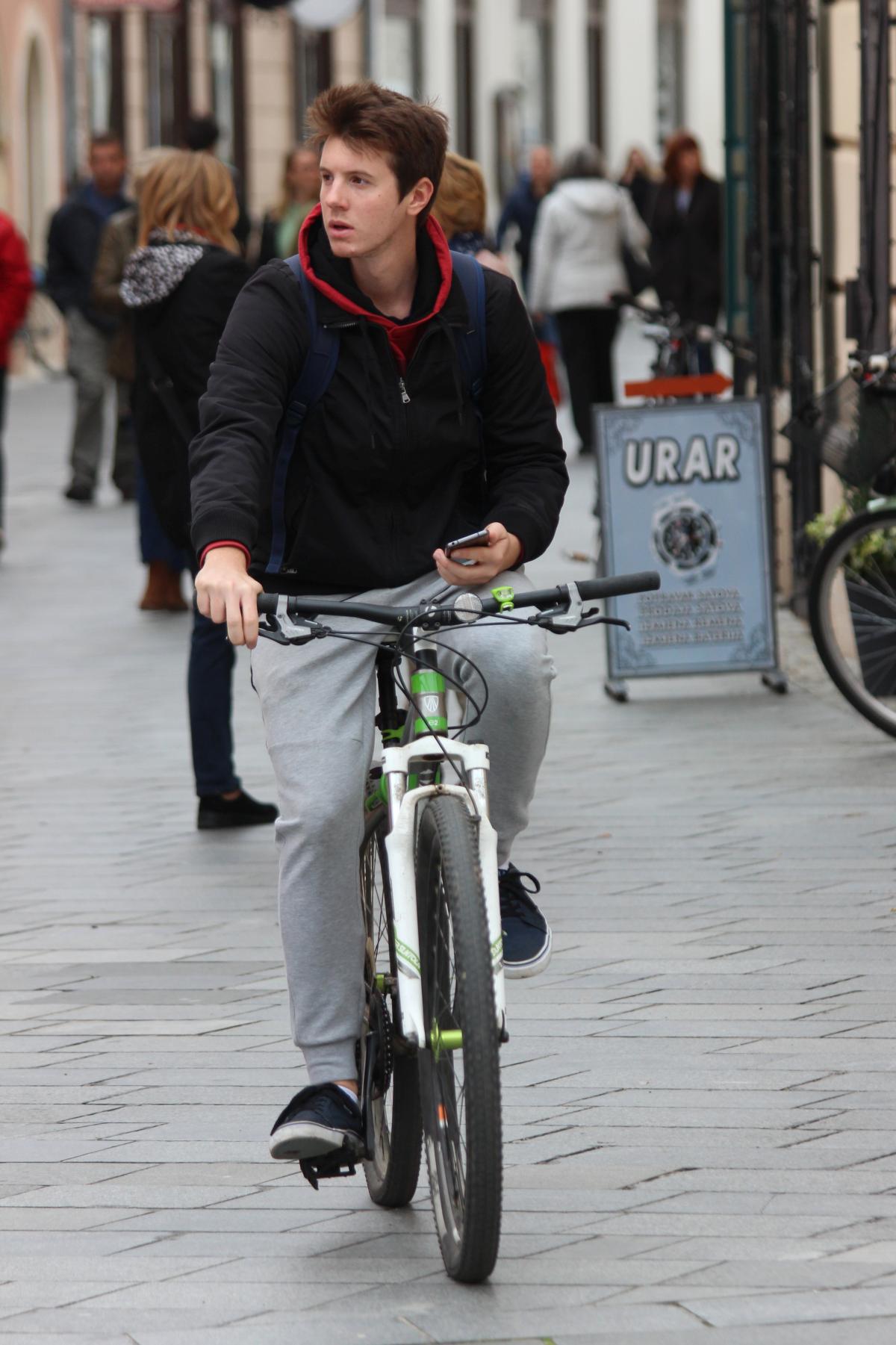 Image 5516048 (auto)