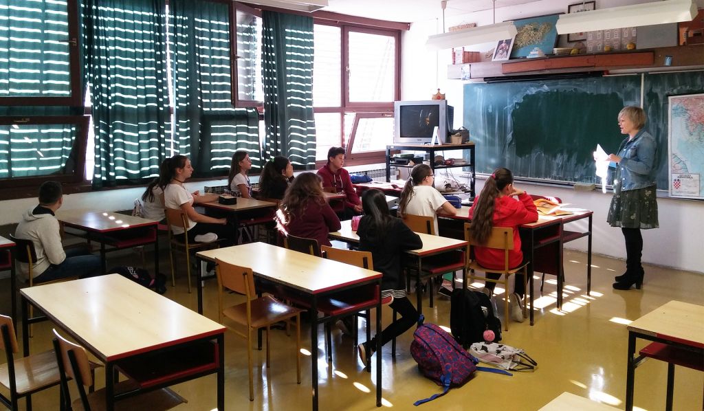 20171124123632244058