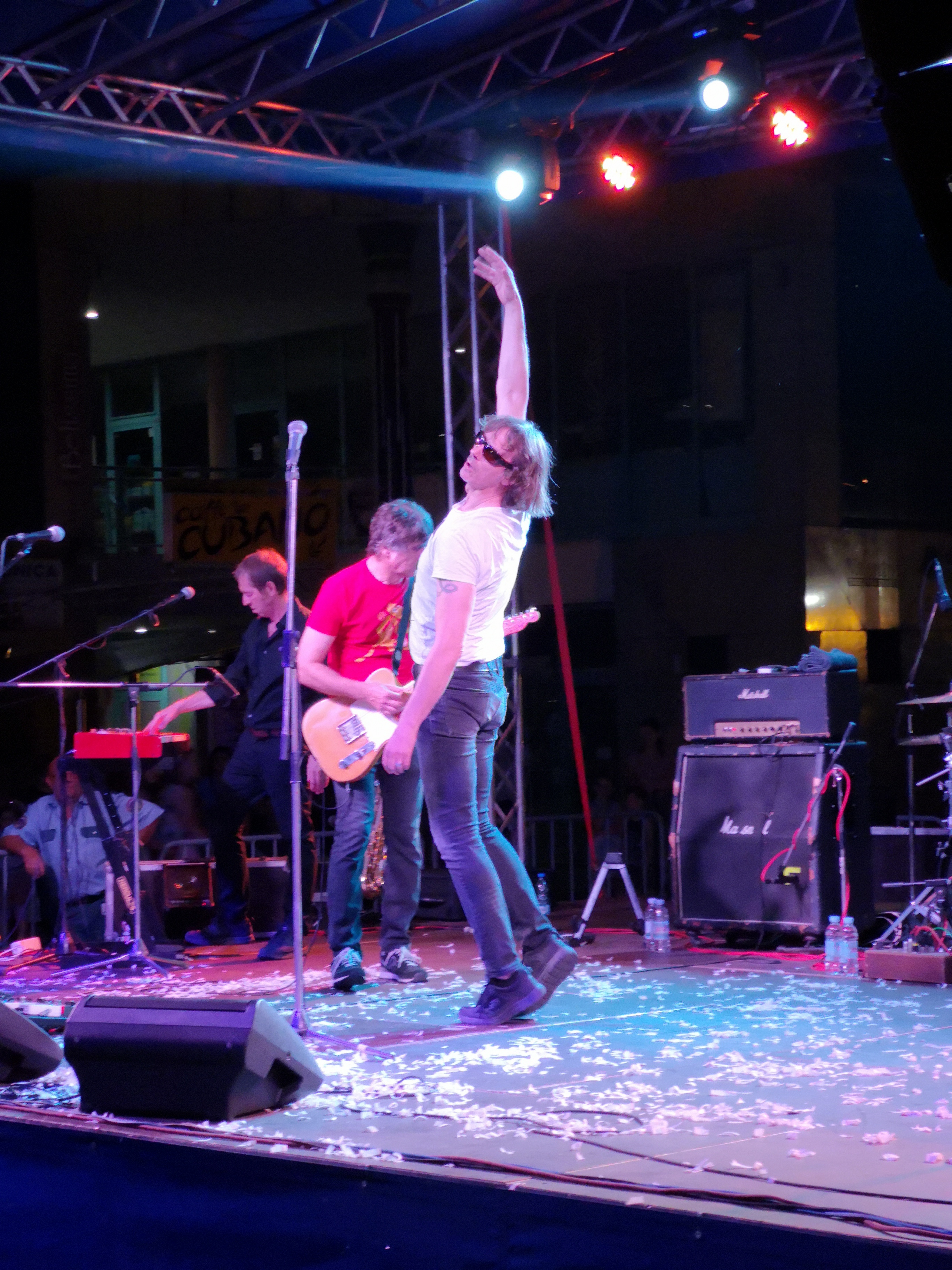 Psihomodo pop, Ivanec