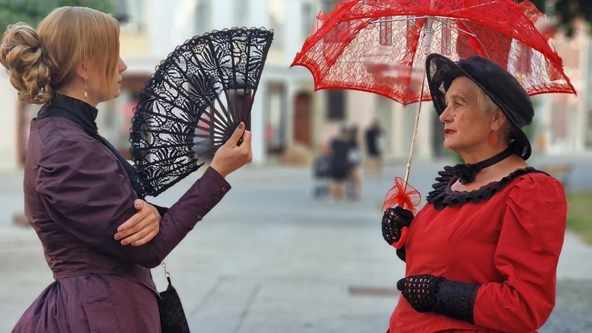 dame u povijesnim haljinama 2 06