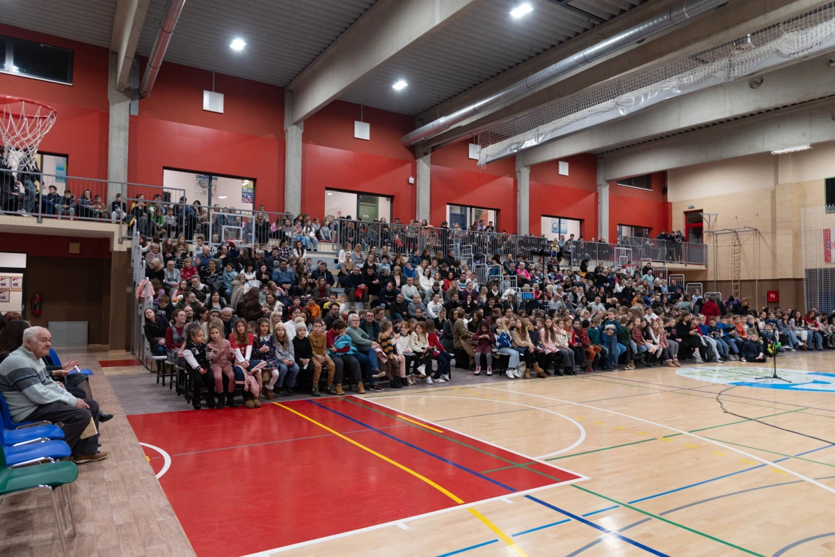 dan skole – vi osnovna 01 dan skole – vi osnovna 01