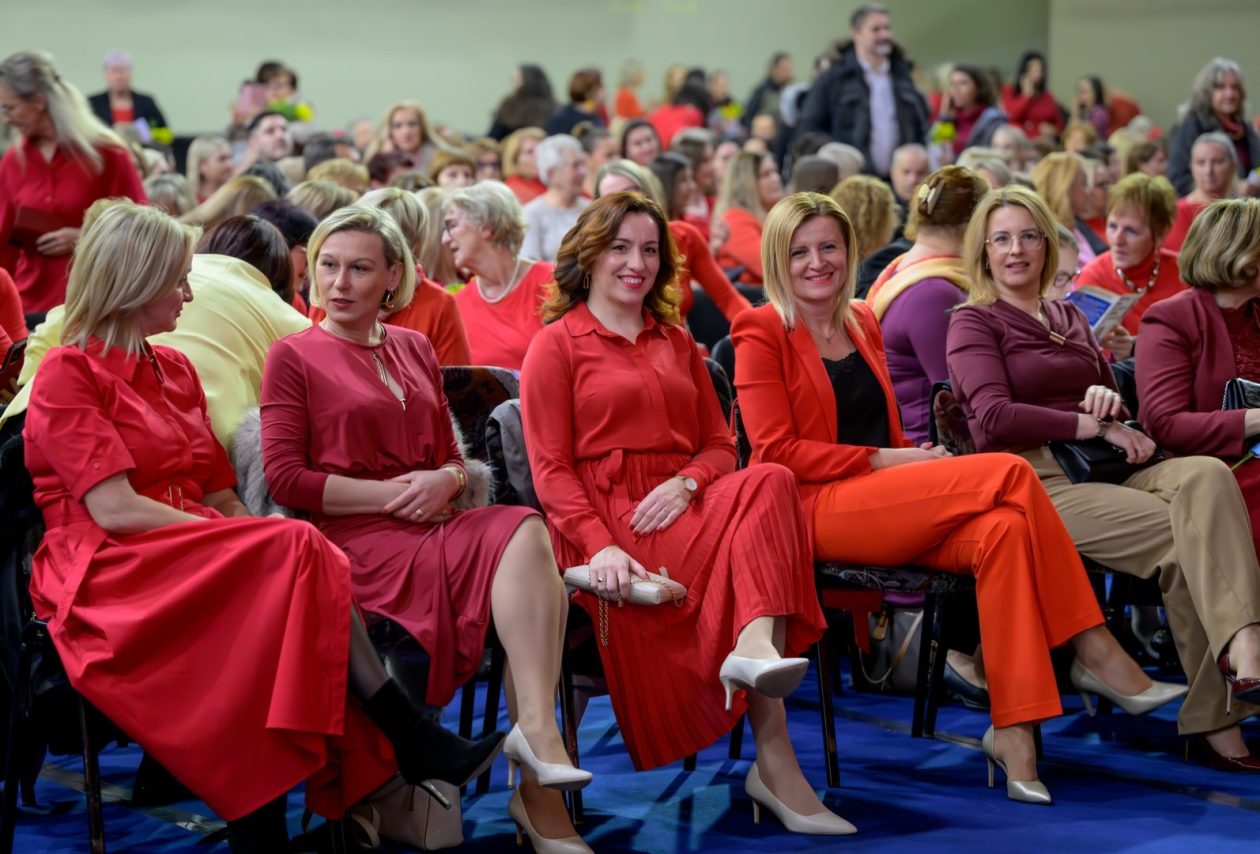 dan_crvenih_zutih_haljina_vz_zupanija_2026 (11) dan_crvenih_zutih_haljina_vz_zupanija_2026 (11)