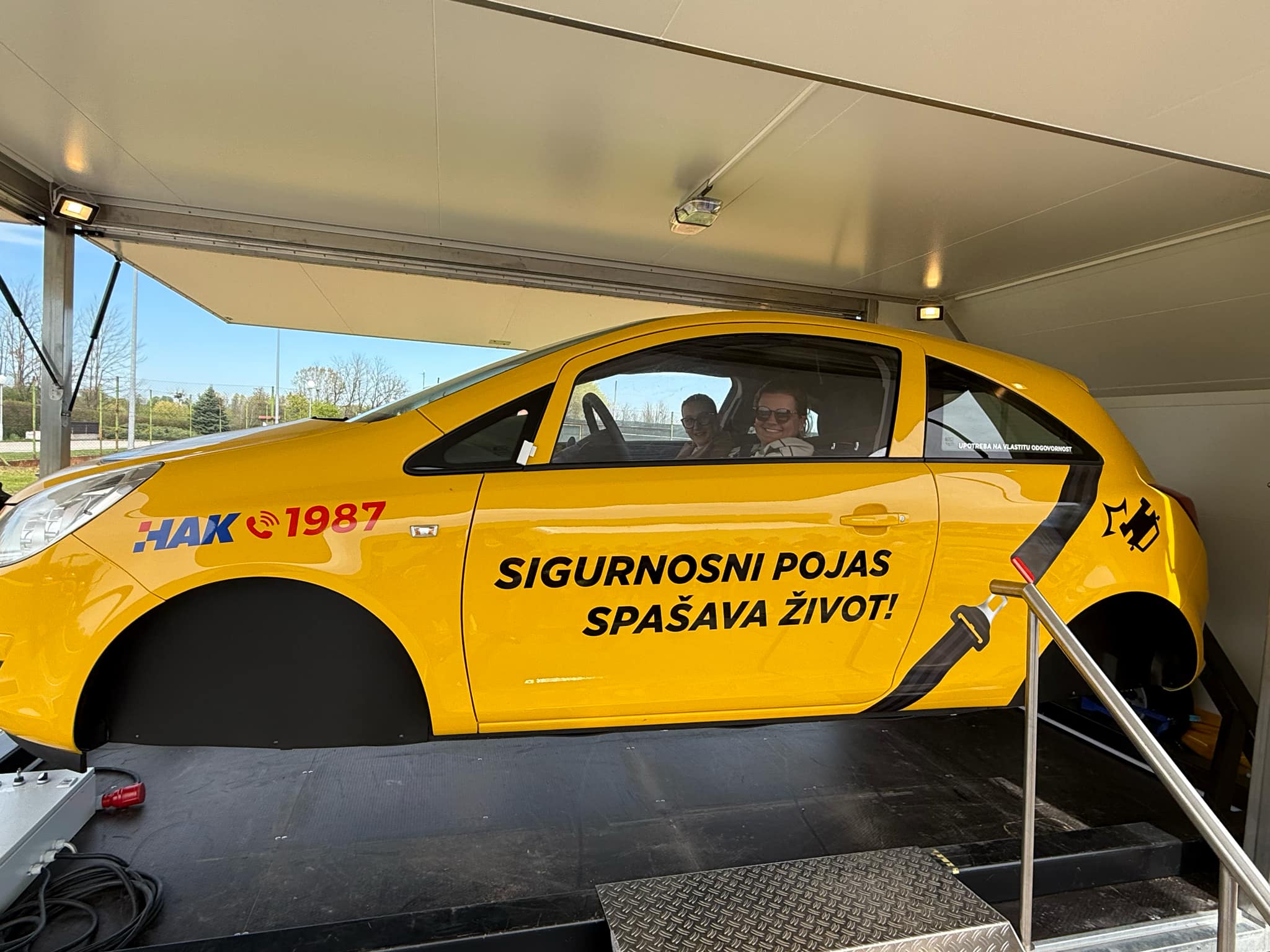 db244a51-b0d1-43b5-89c4-3133f18f9a66 db244a51-b0d1-43b5-89c4-3133f18f9a66