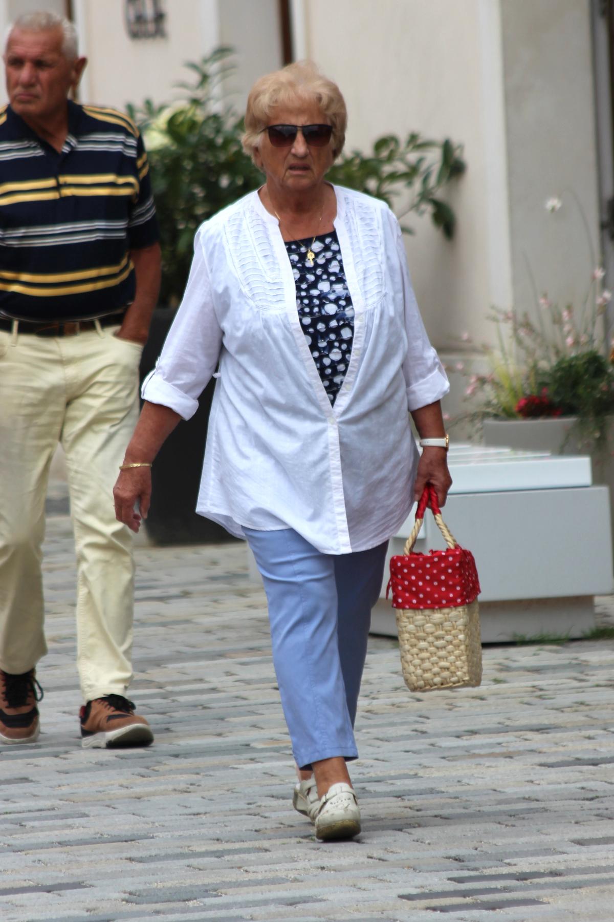 Image 5416982 (auto)