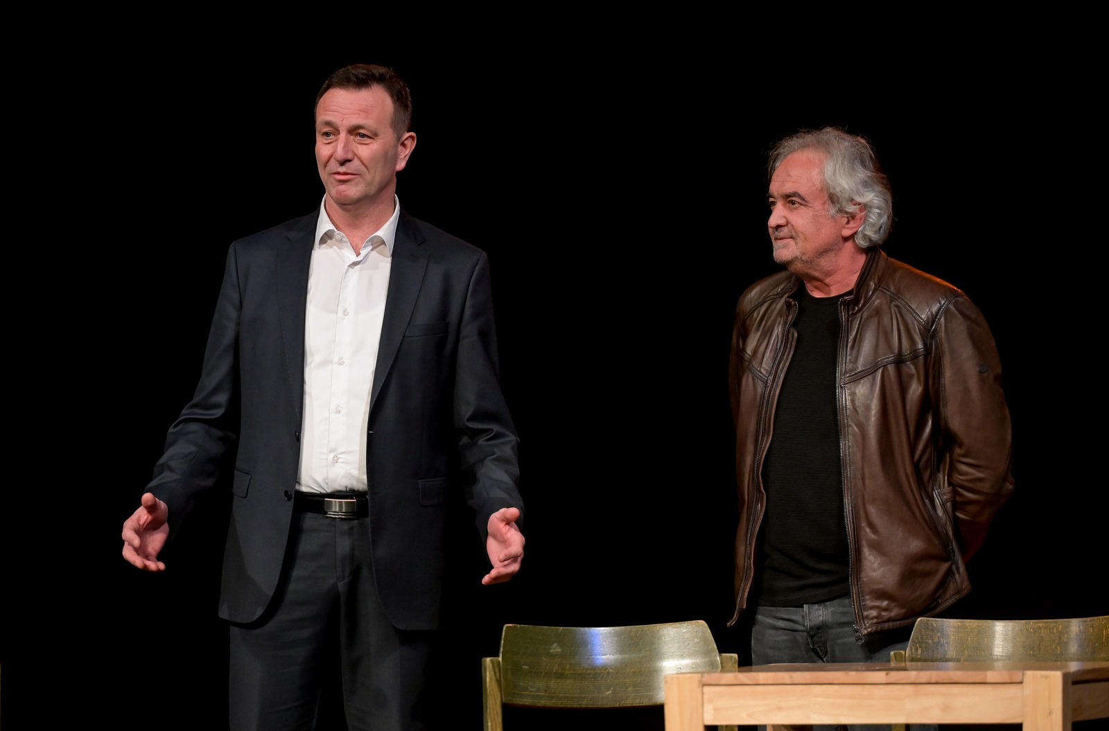 Tjedan smijeha, Kerekesh Teatar