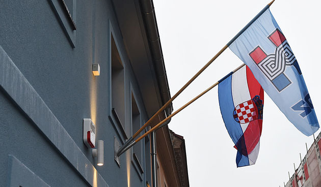 Image 4142447 (auto)