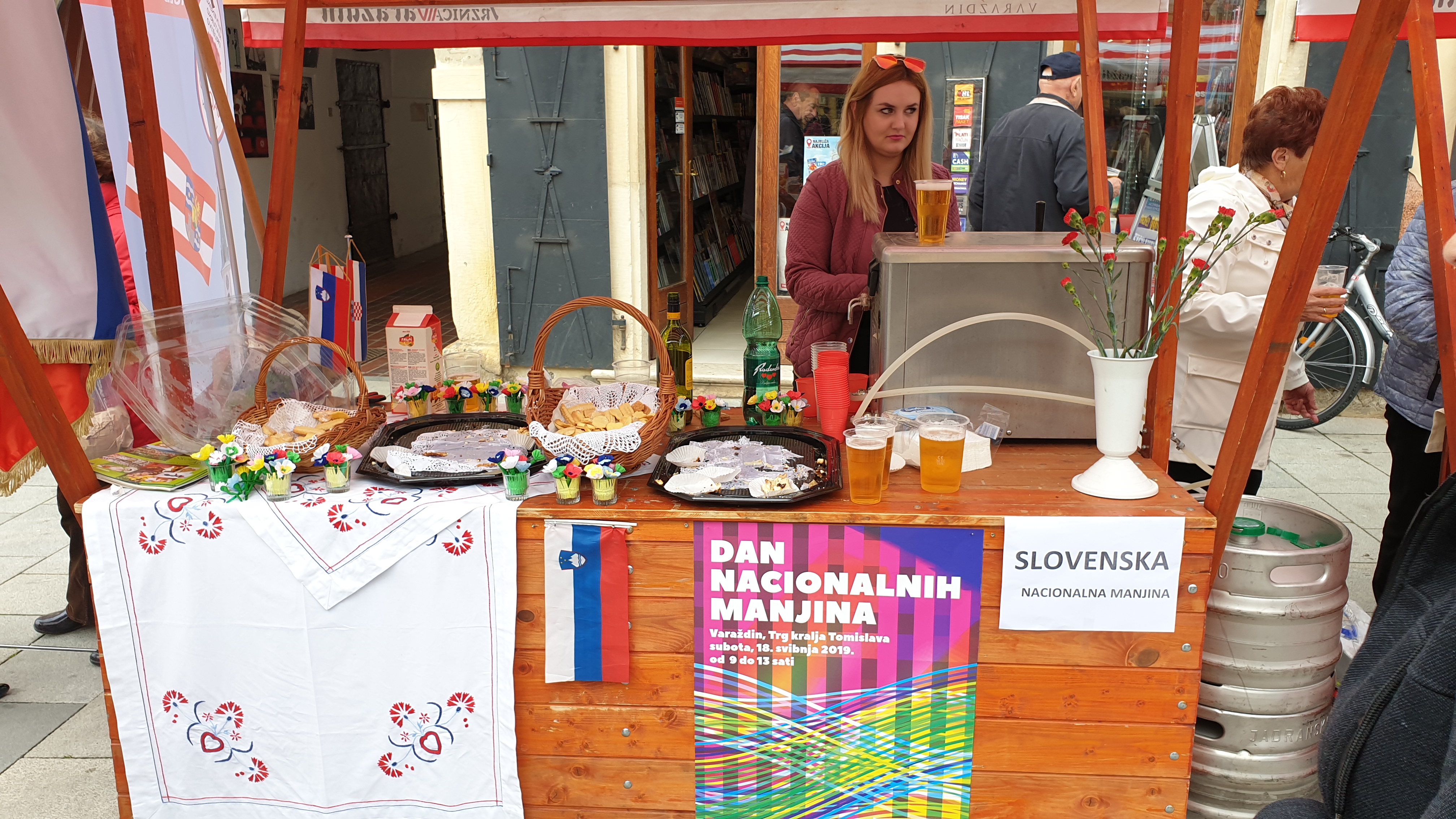 SKD ‘NAGELJ’ Slovenci obilježili Dan nacionalnih manjina u Varaždinu, najveća gužva na slovenskom štandu