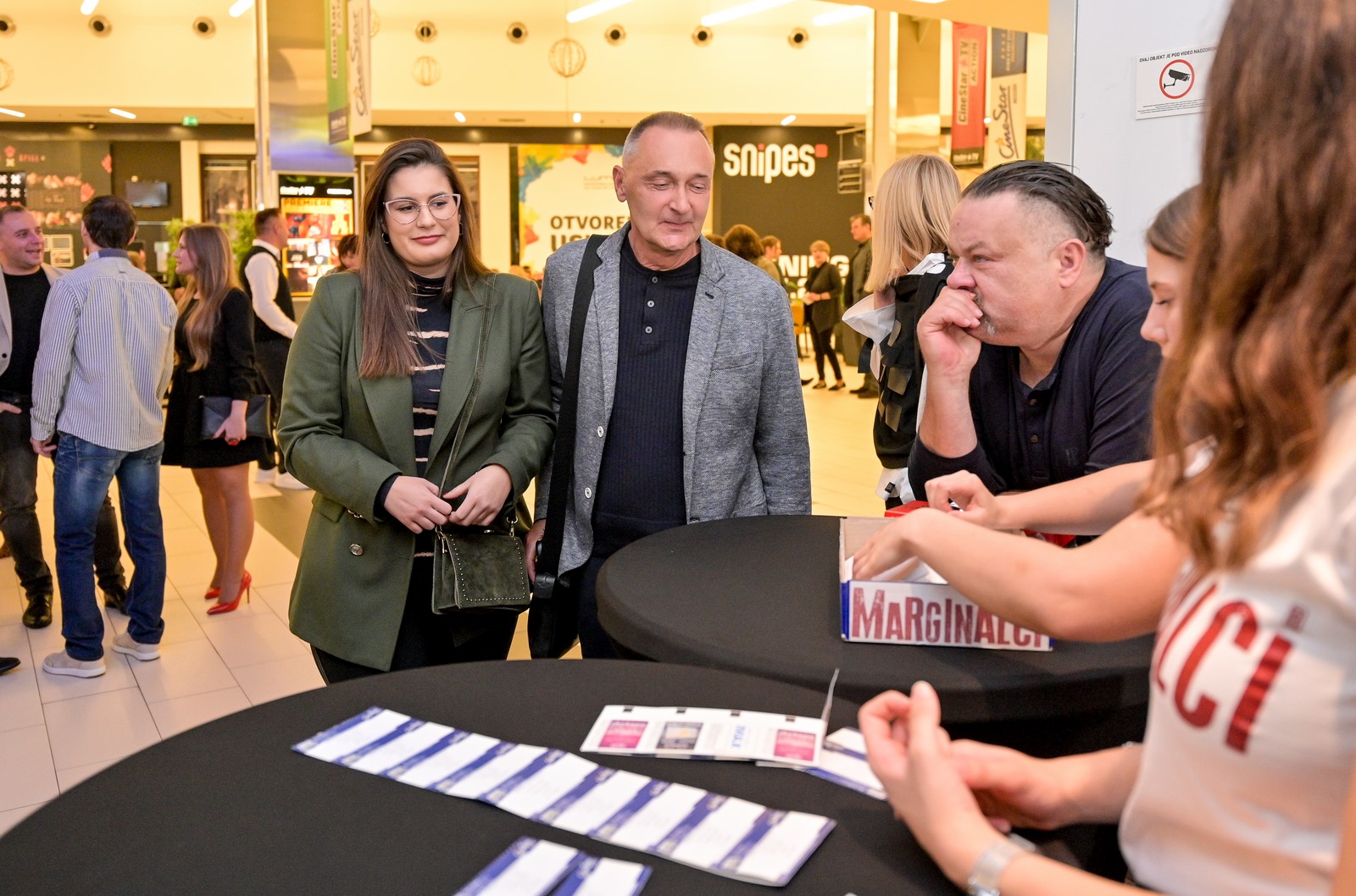 Marginalci – premijera