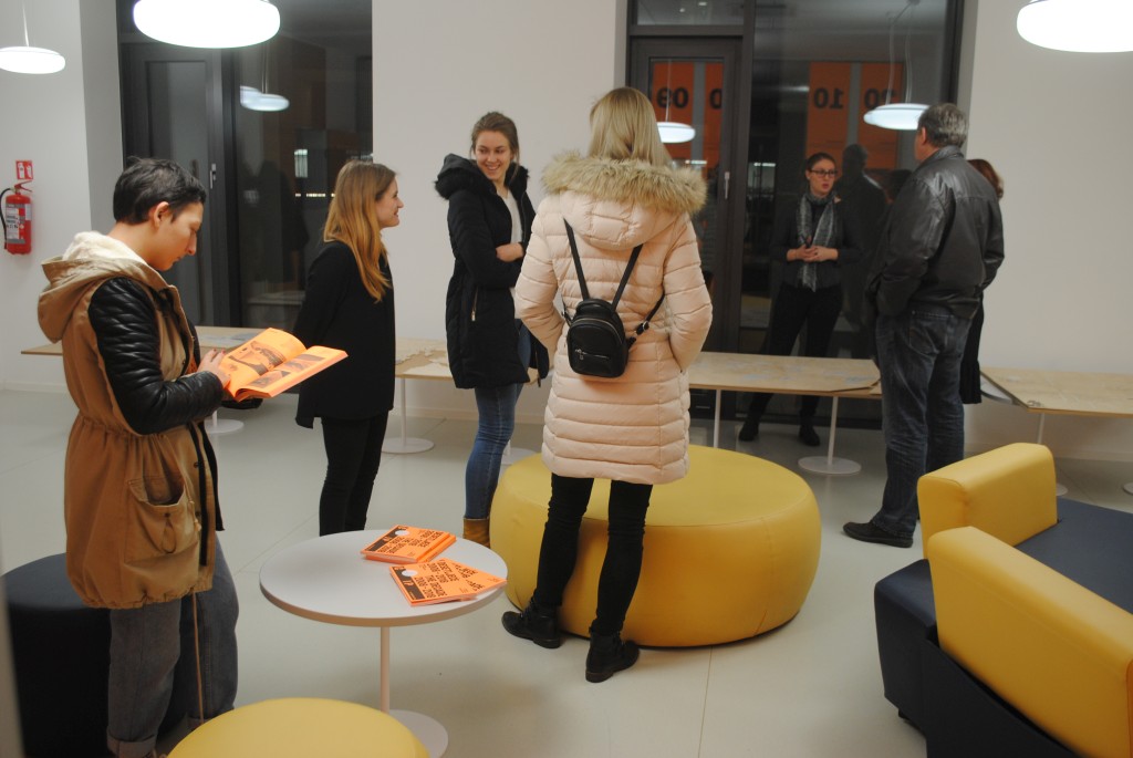 Revijalna izložba 53. Zagrebački salon Revijalna izložba 53. Zagrebački salon