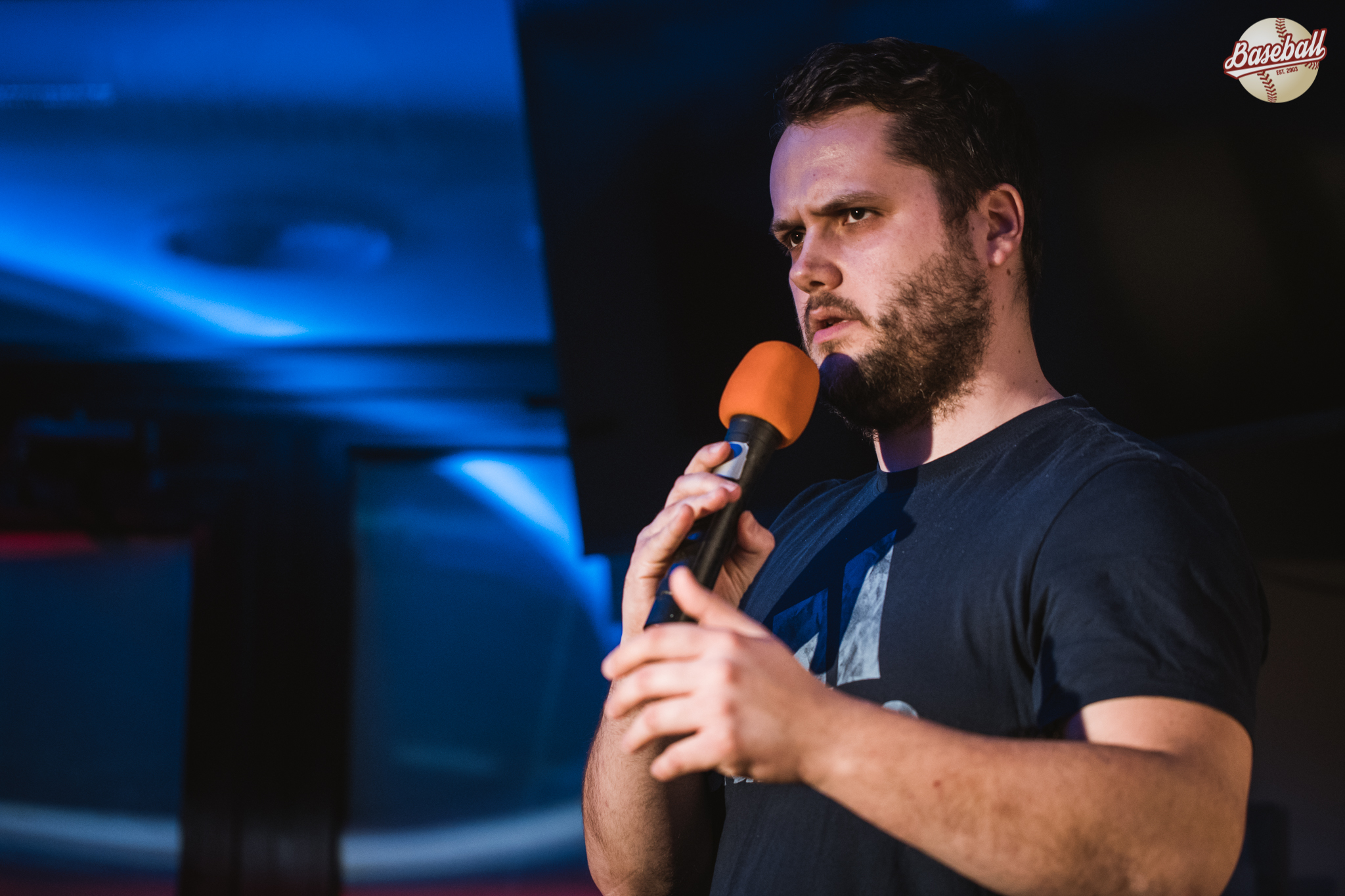 Studio smijeha u Baseball baru Studio smijeha u Baseball baru