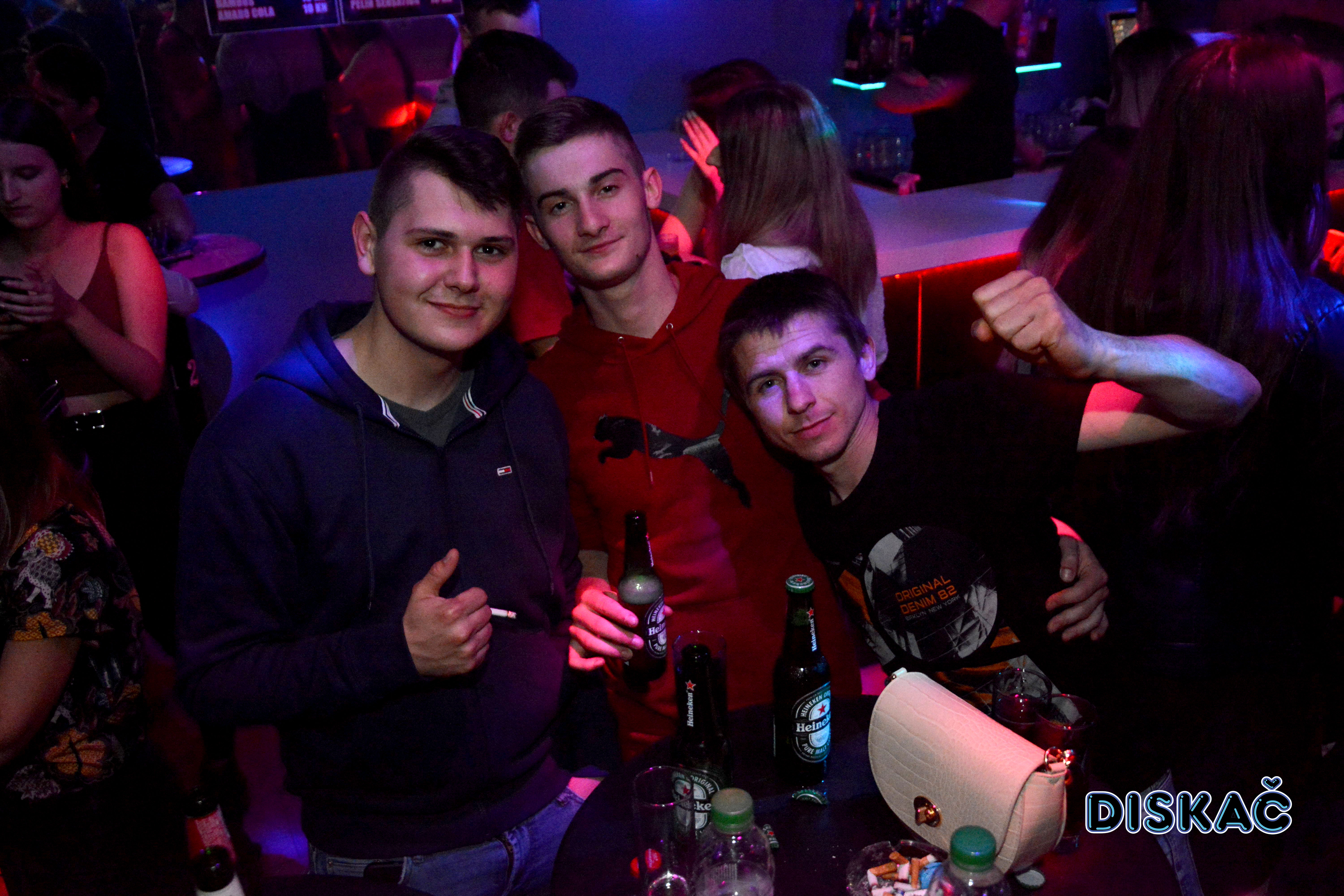 Diskac_Studentski Mega Party_Shooters_Boat_Party