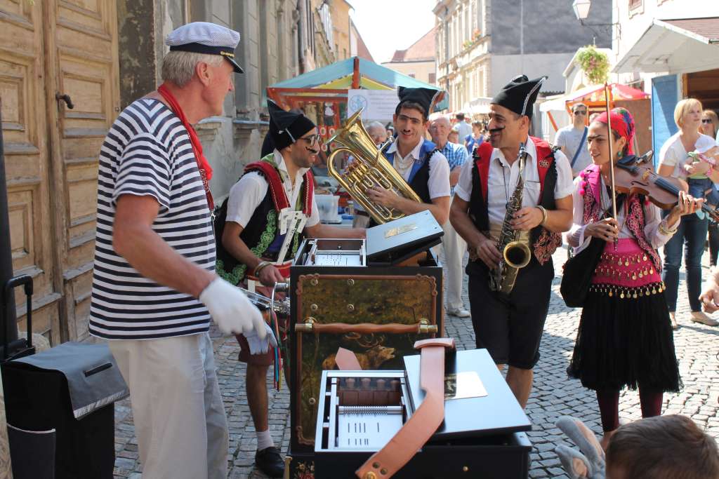 fanfaratranse015483729