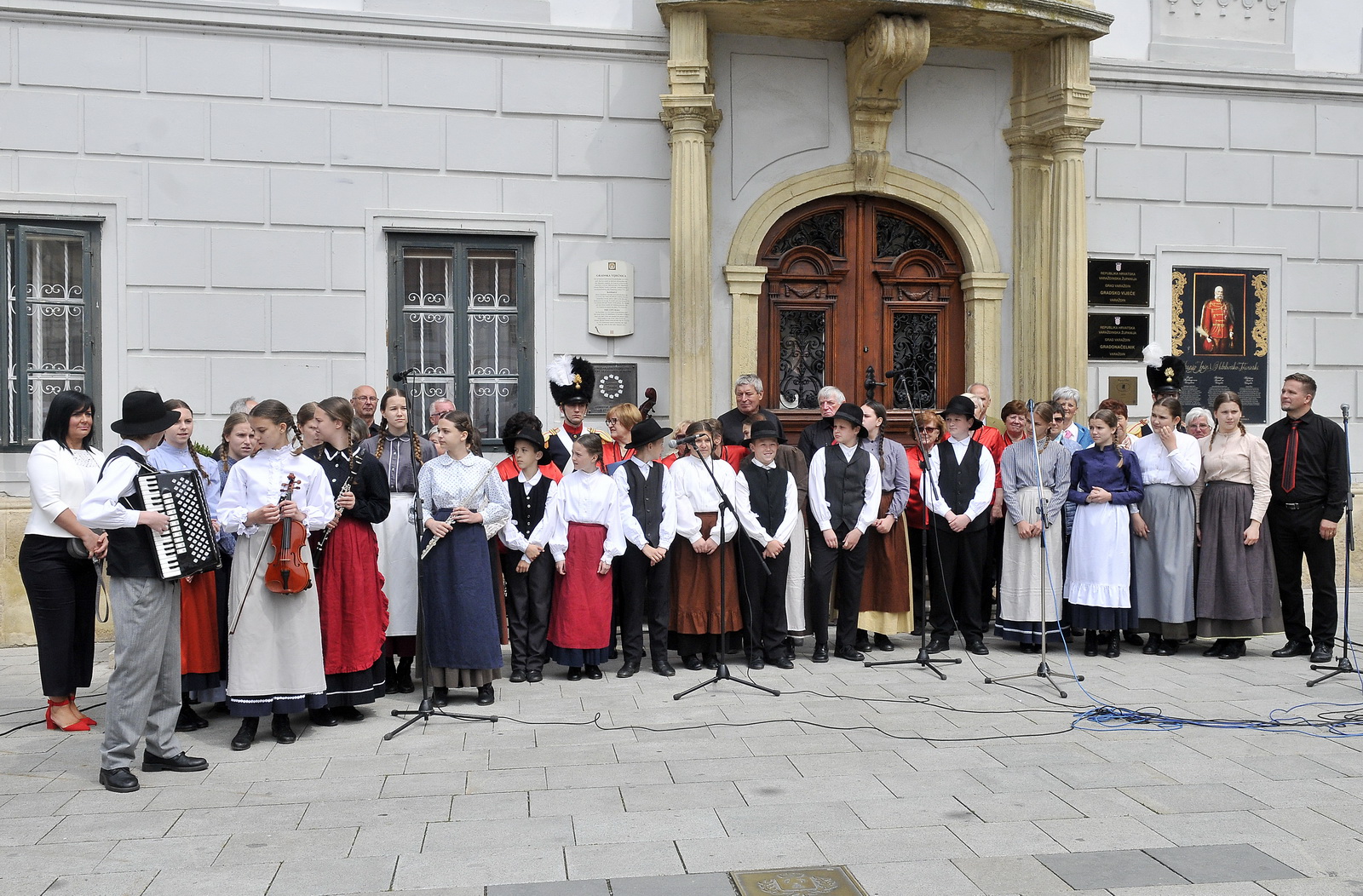 SKD ‘NAGELJ’ Slovenci obilježili Dan nacionalnih manjina u Varaždinu, najveća gužva na slovenskom štandu
