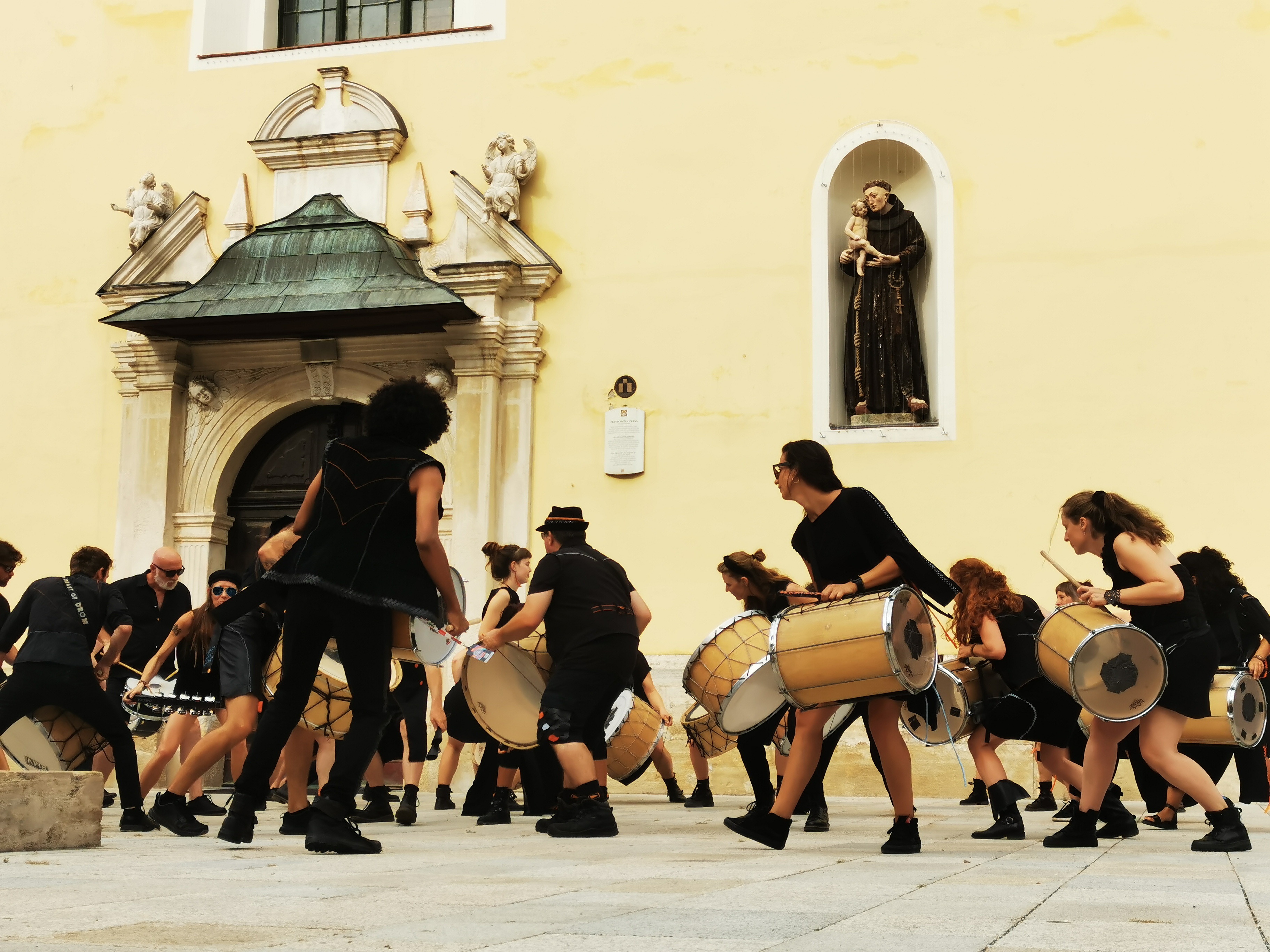 Drom, Drum Attack, Mirror Crew