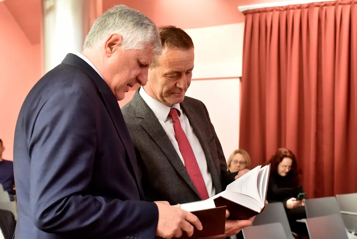 denis pericic – vzhr 06