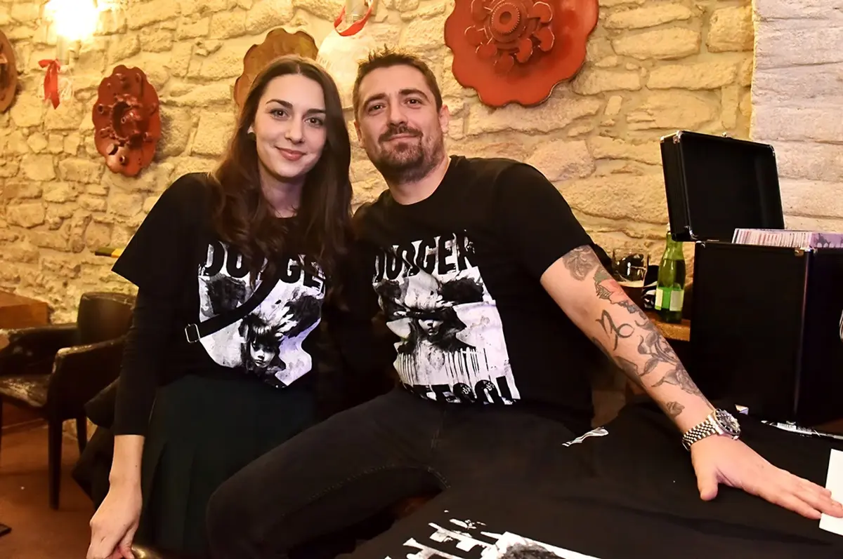 dodger artfool medina skrinja – vzhr 01