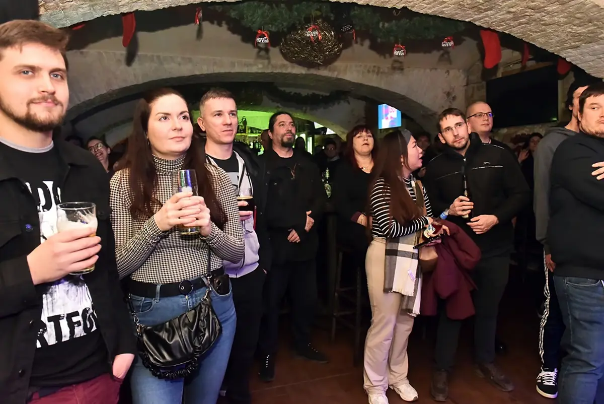 dodger artfool medina skrinja – vzhr 10