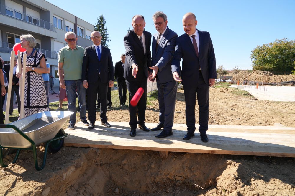 domsjever07 domsjever07