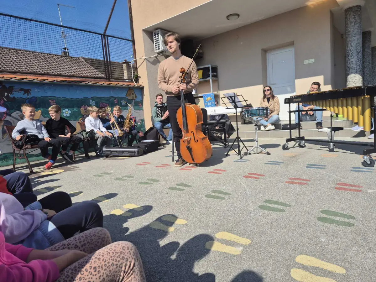 dv bajka glazbena skola 14