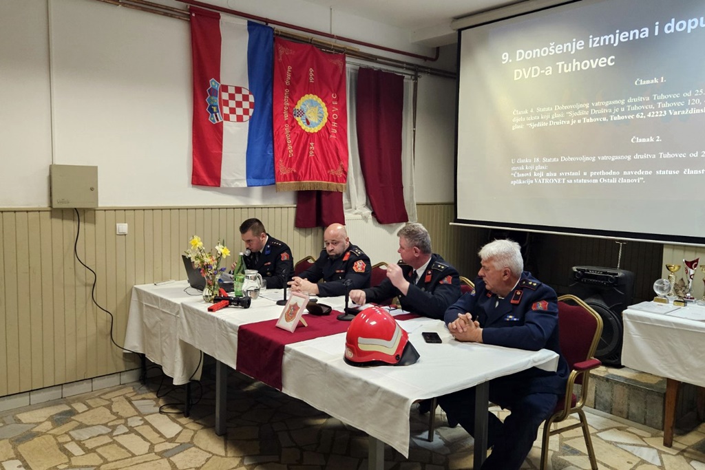 dvd tuhovec (15) dvd tuhovec (15)