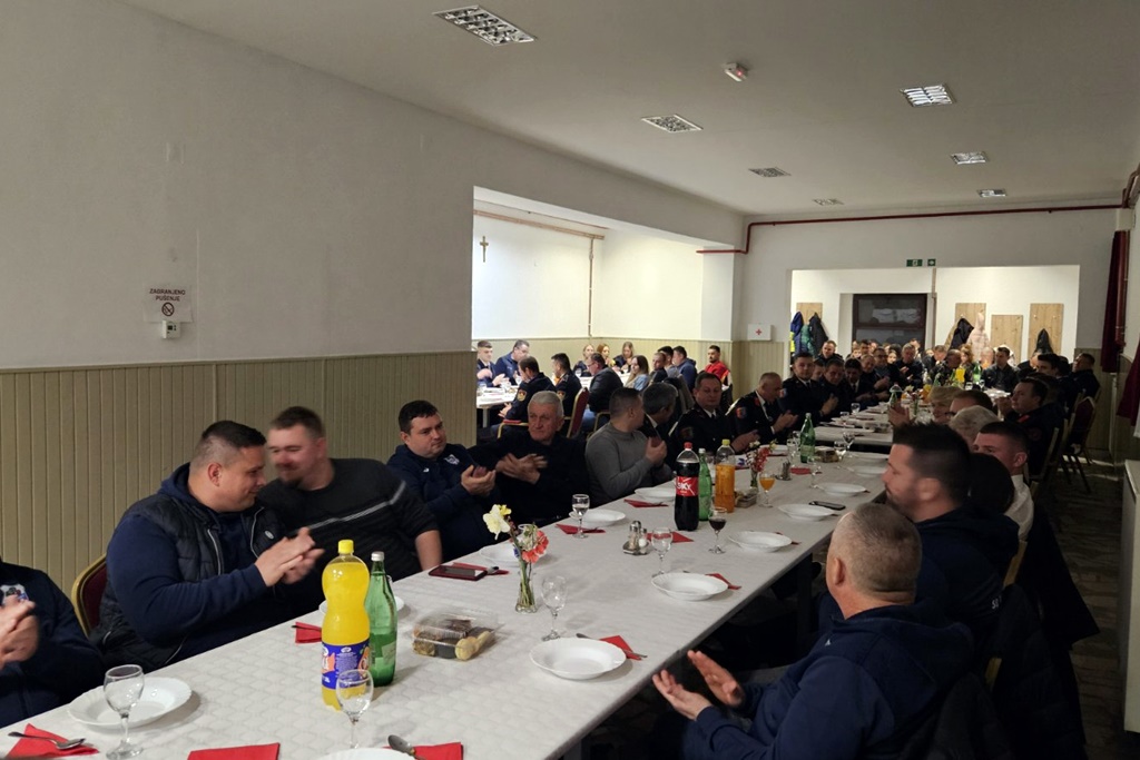 dvd tuhovec (28) dvd tuhovec (28)