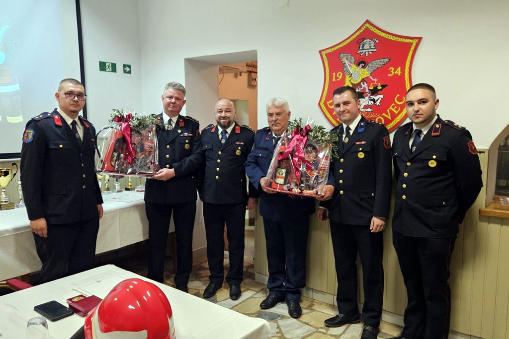 dvd tuhovec (30) dvd tuhovec (30)