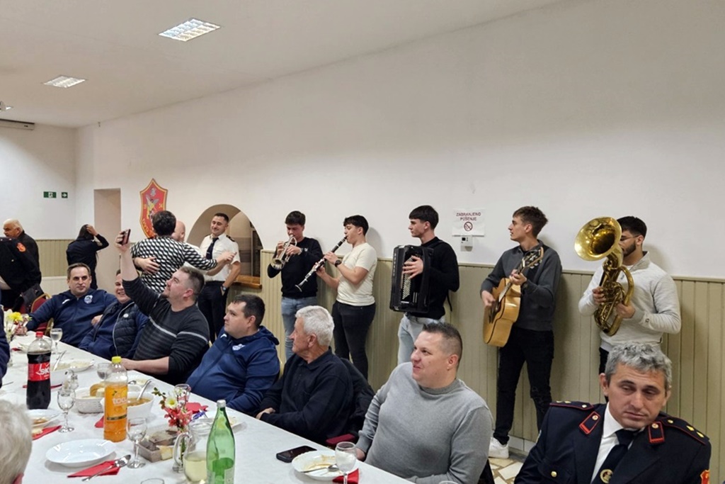 dvd tuhovec (35) dvd tuhovec (35)