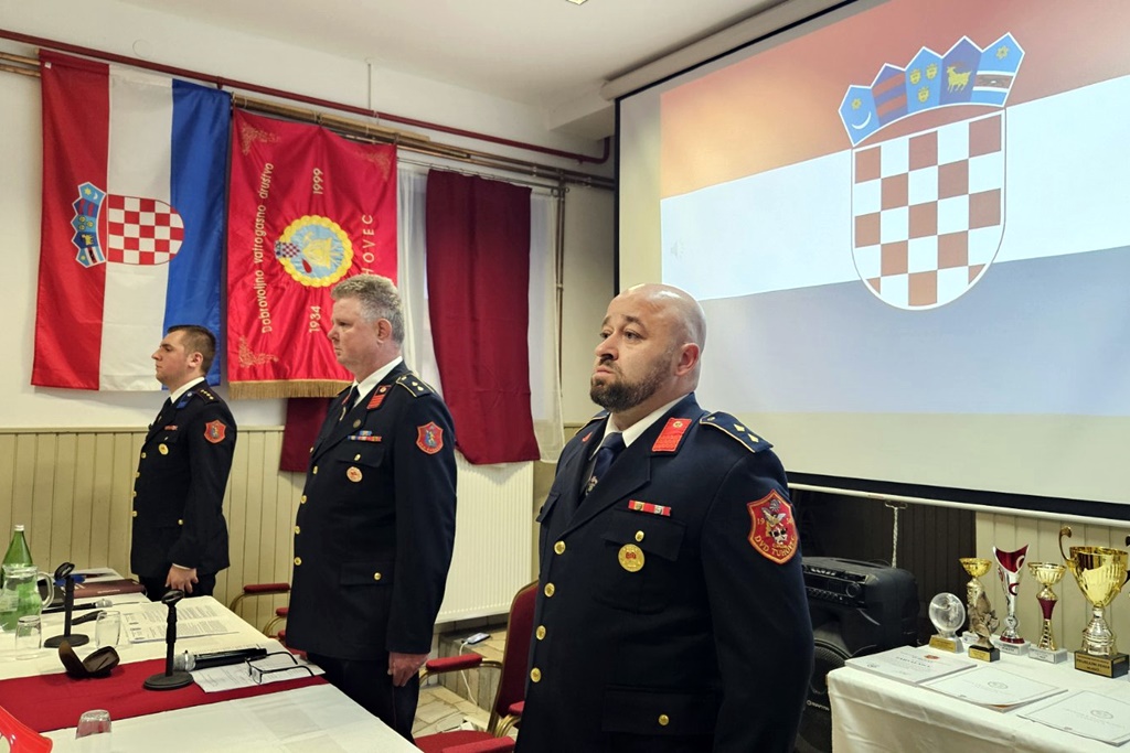 dvd tuhovec (6) dvd tuhovec (6)