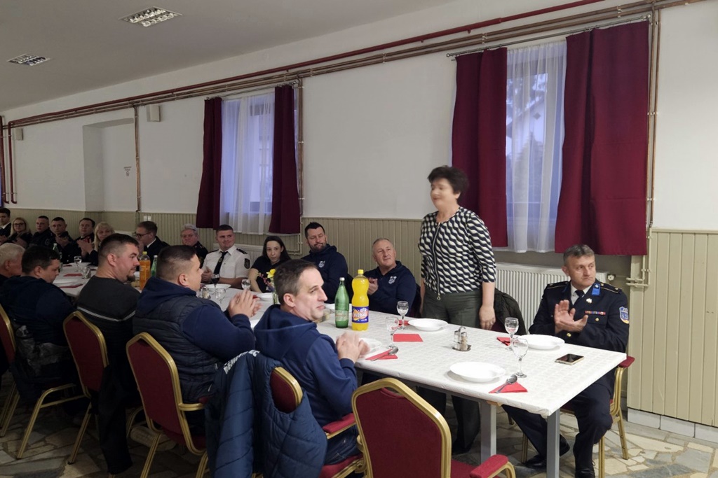 dvd tuhovec (7) dvd tuhovec (7)