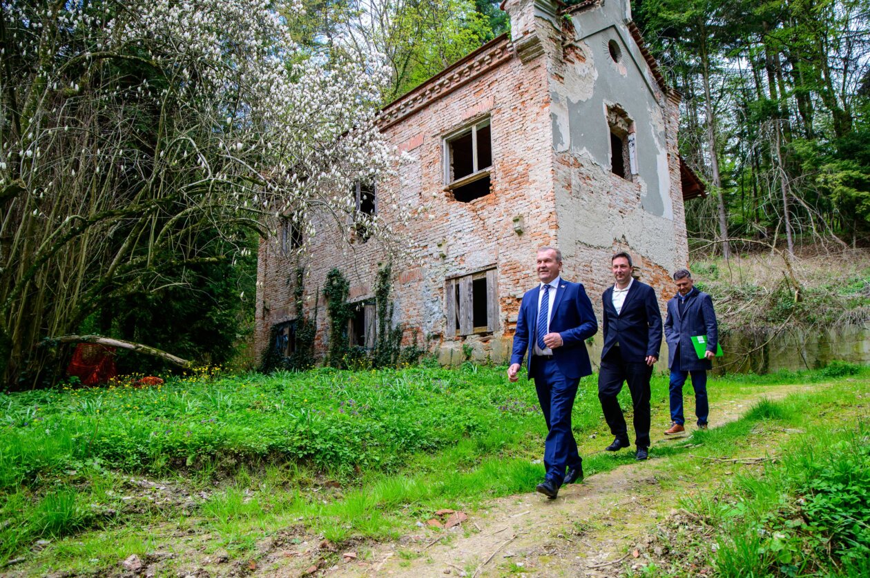 dvoracopekapotpisivanjeugovoraoizvodenjuradova (72 of 72) dvoracopekapotpisivanjeugovoraoizvodenjuradova (72 of 72)