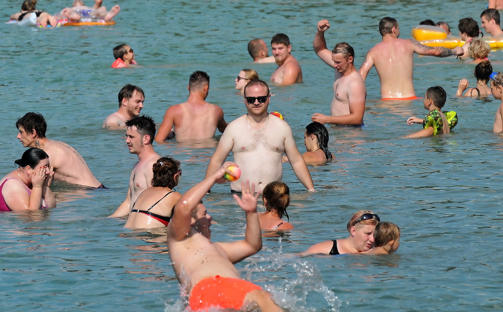 kupanje na Dravskim bazenima i Aquacityju kupanje na Dravskim bazenima i Aquacityju