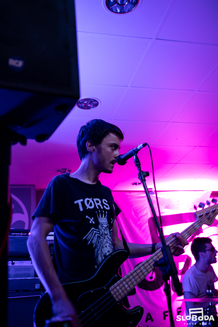 Scena je mrtva Scena je mrtva