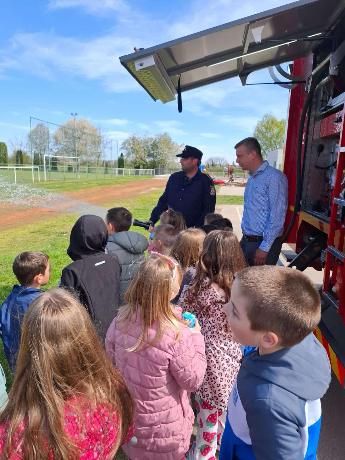 e19d4ade-5884-4852-bd35-e521ba44f683 e19d4ade-5884-4852-bd35-e521ba44f683