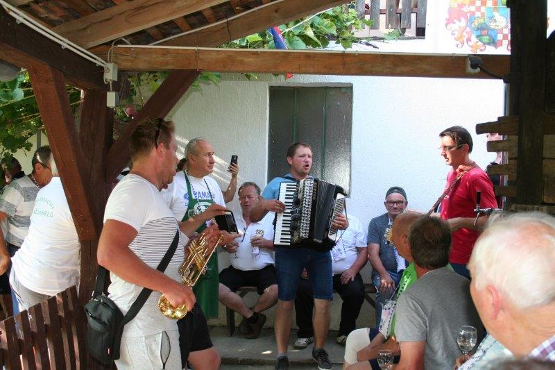 Image 3786177 (auto)