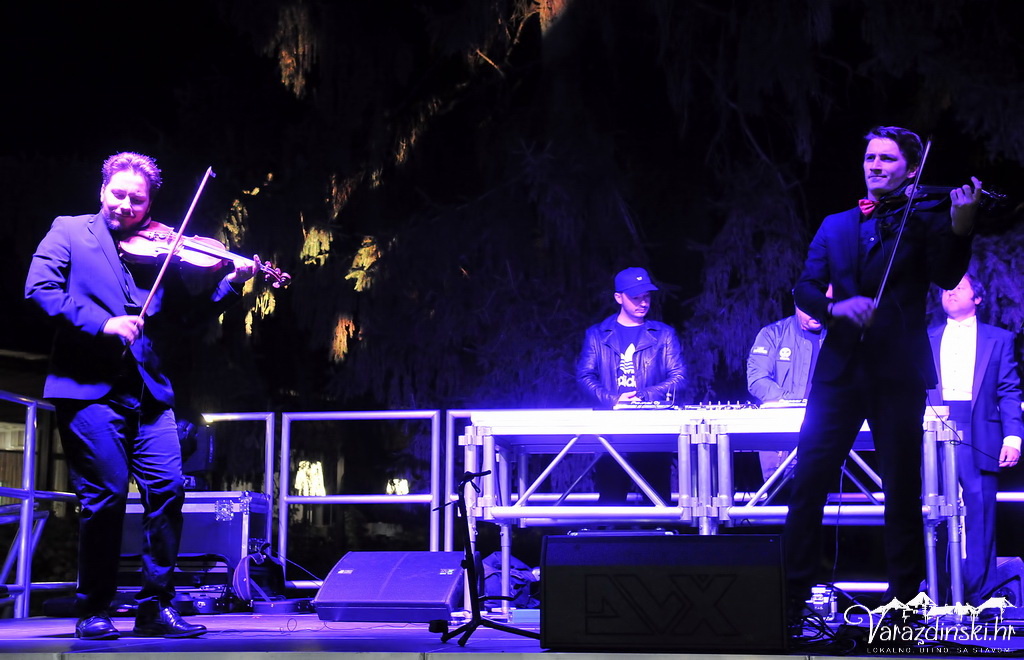 Total Baroque – electro show