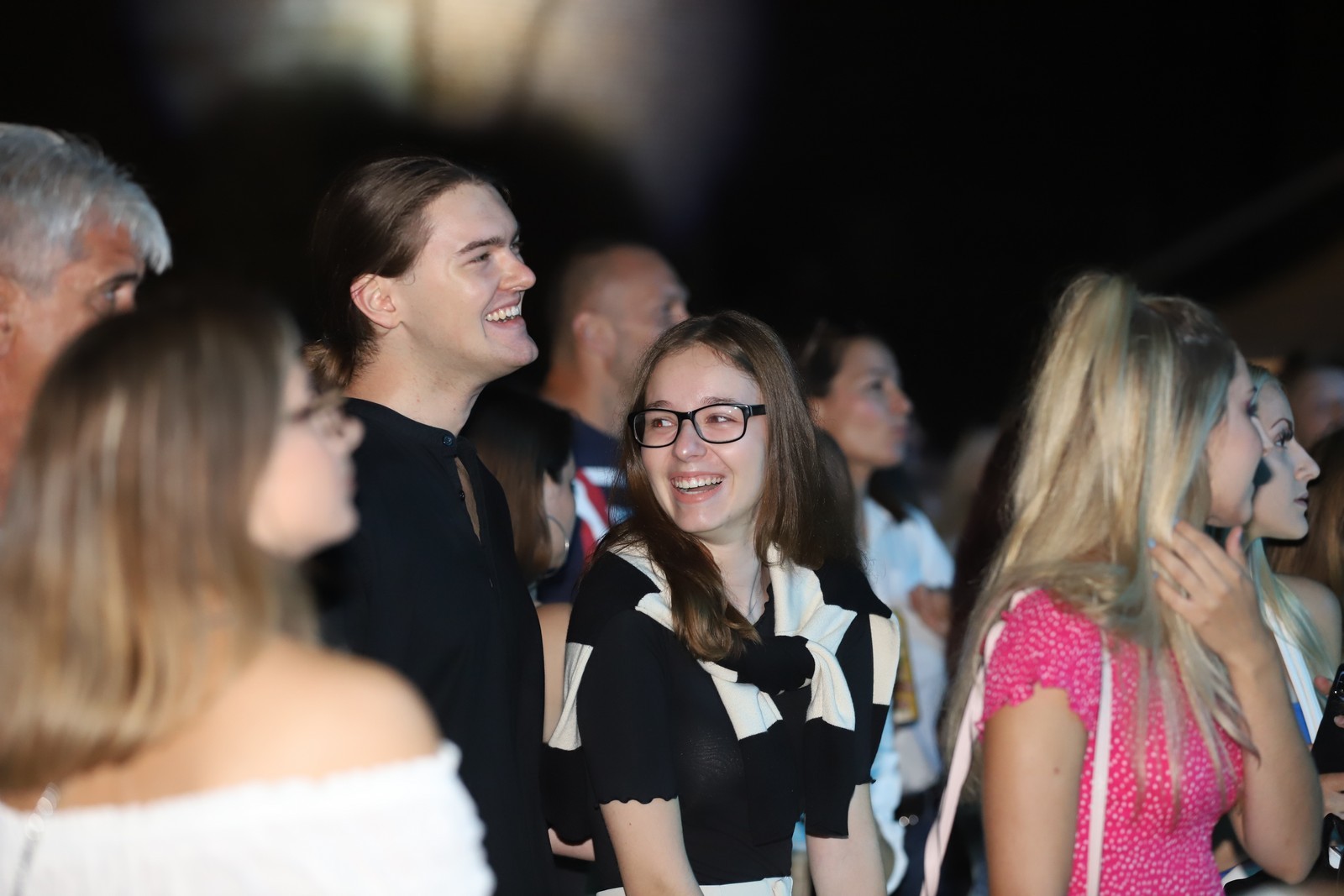 Mladi glazbenik i kantautor Matija Cvek raznježio i oduševio publiku u Čakovcu