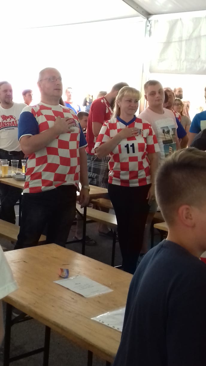 Image 2743795 (auto) Image 2743795 (auto)