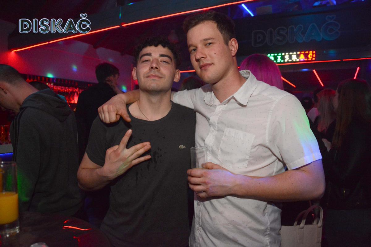 Image 5323036 (auto)