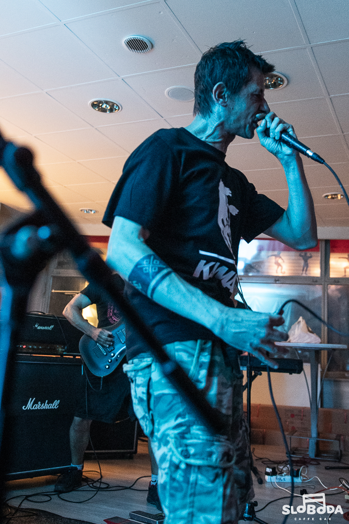 Scena je mrtva Scena je mrtva